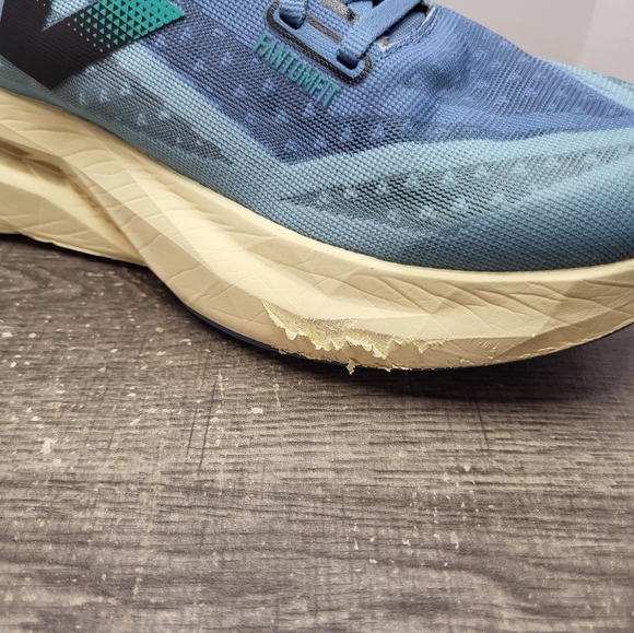 New Balance Sneakers Mens 9 D FuelCell Rebel V4 MFCXLK4 Blue Running Gym Shoes - Picture 4 of 11